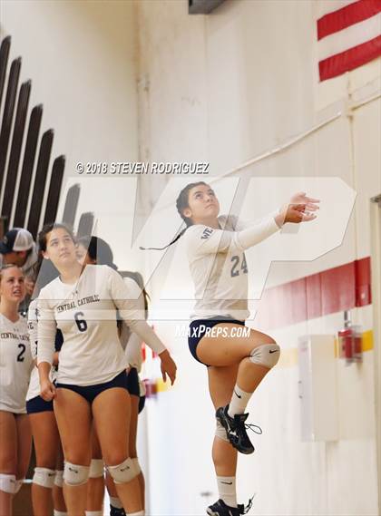 Thumbnail 1 in Central Catholic @ Oakdale photogallery.