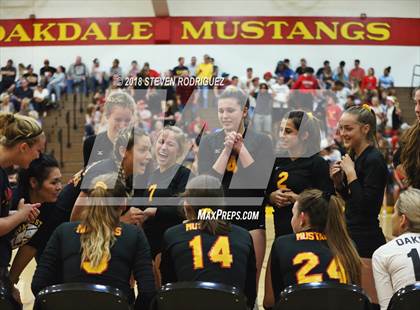 Thumbnail 1 in Central Catholic @ Oakdale photogallery.