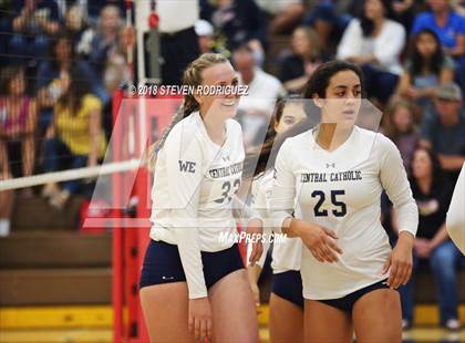 Thumbnail 1 in Central Catholic @ Oakdale photogallery.