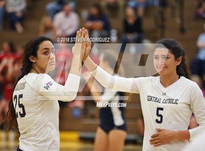 Thumbnail 1 in Central Catholic @ Oakdale photogallery.
