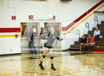 Thumbnail 2 in Central Catholic @ Oakdale photogallery.