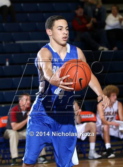 Thumbnail 2 in Logan vs. Bingham (Tarkanian Classic) photogallery.