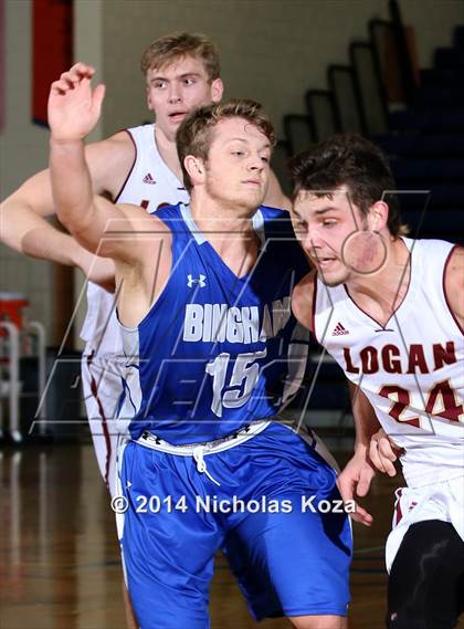 Thumbnail 3 in Logan vs. Bingham (Tarkanian Classic) photogallery.