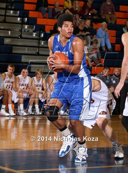 Thumbnail 3 in Logan vs. Bingham (Tarkanian Classic) photogallery.