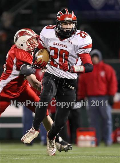 Thumbnail 2 in Maple Grove vs. Letchworth (NYSPHSAA Western Regional) photogallery.
