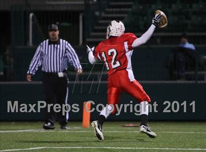 Thumbnail 1 in Maple Grove vs. Letchworth (NYSPHSAA Western Regional) photogallery.
