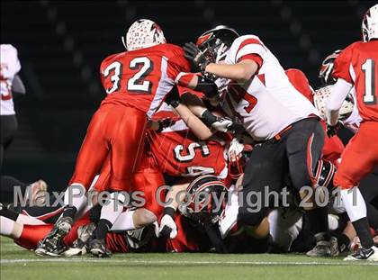 Thumbnail 3 in Maple Grove vs. Letchworth (NYSPHSAA Western Regional) photogallery.
