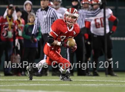 Thumbnail 1 in Maple Grove vs. Letchworth (NYSPHSAA Western Regional) photogallery.