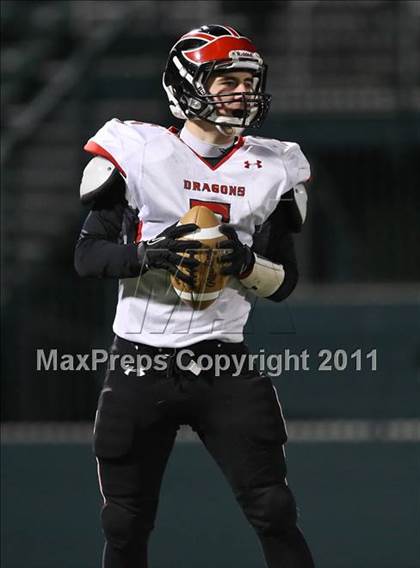 Thumbnail 2 in Maple Grove vs. Letchworth (NYSPHSAA Western Regional) photogallery.