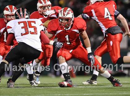 Thumbnail 2 in Maple Grove vs. Letchworth (NYSPHSAA Western Regional) photogallery.