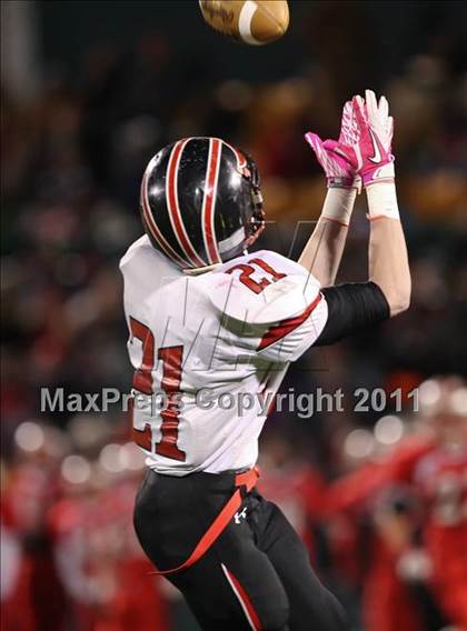 Thumbnail 3 in Maple Grove vs. Letchworth (NYSPHSAA Western Regional) photogallery.