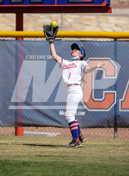 Thumbnail 3 in Hanks @ Canutillo photogallery.