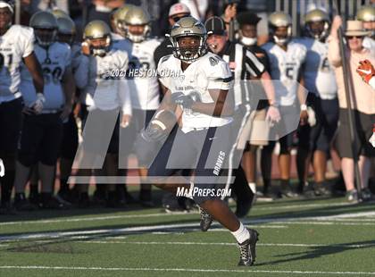 Thumbnail 2 in JV: St. John Bosco @ Mater Dei photogallery.