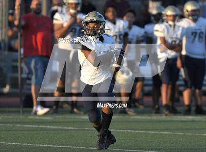 Thumbnail 1 in JV: St. John Bosco @ Mater Dei photogallery.