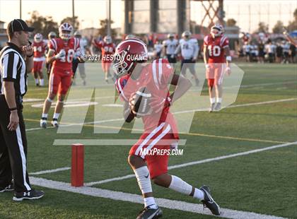 Thumbnail 1 in JV: St. John Bosco @ Mater Dei photogallery.
