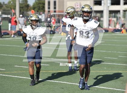 Thumbnail 2 in JV: St. John Bosco @ Mater Dei photogallery.
