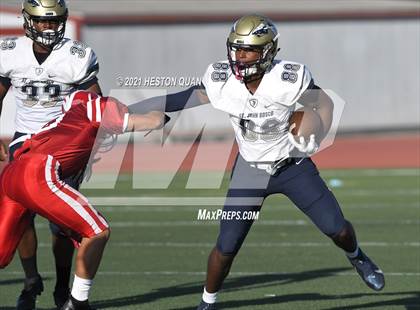 Thumbnail 1 in JV: St. John Bosco @ Mater Dei photogallery.