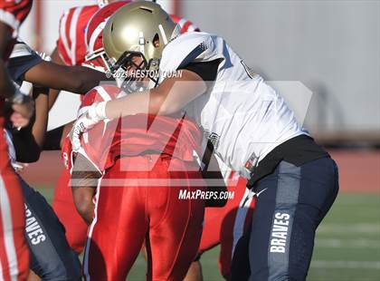 Thumbnail 1 in JV: St. John Bosco @ Mater Dei photogallery.