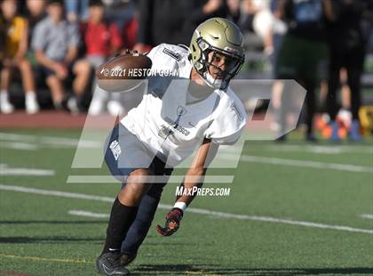 Thumbnail 2 in JV: St. John Bosco @ Mater Dei photogallery.