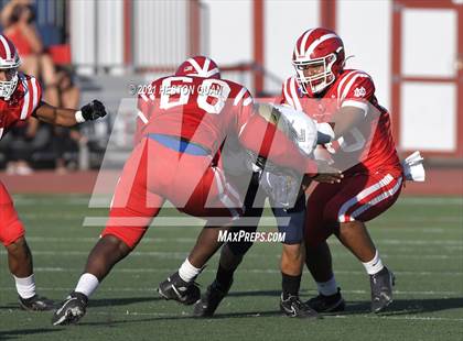 Thumbnail 1 in JV: St. John Bosco @ Mater Dei photogallery.