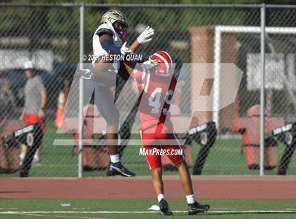 Thumbnail 1 in JV: St. John Bosco @ Mater Dei photogallery.