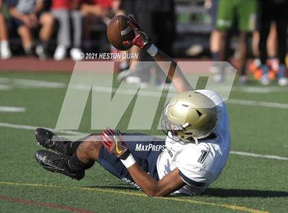 Thumbnail 2 in JV: St. John Bosco @ Mater Dei photogallery.