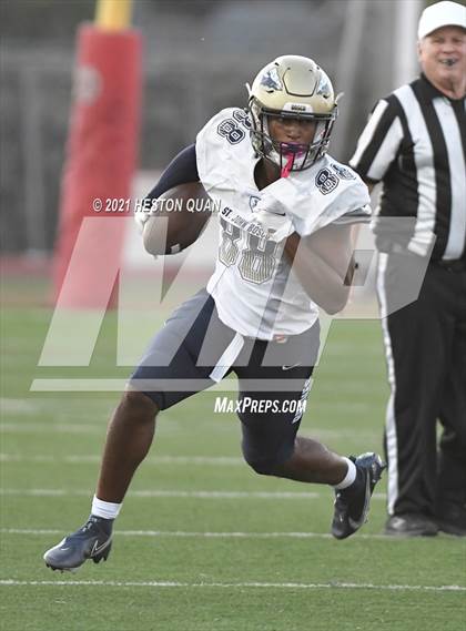 Thumbnail 3 in JV: St. John Bosco @ Mater Dei photogallery.