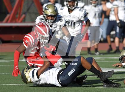 Thumbnail 3 in JV: St. John Bosco @ Mater Dei photogallery.