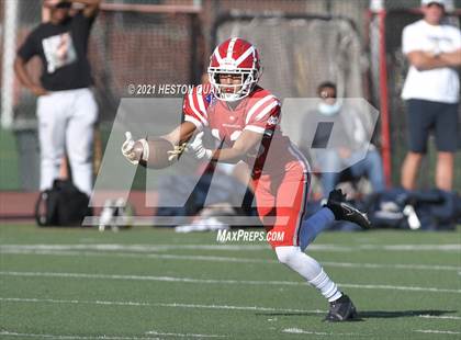 Thumbnail 2 in JV: St. John Bosco @ Mater Dei photogallery.