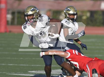 Thumbnail 1 in JV: St. John Bosco @ Mater Dei photogallery.