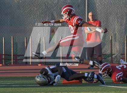 Thumbnail 1 in JV: St. John Bosco @ Mater Dei photogallery.