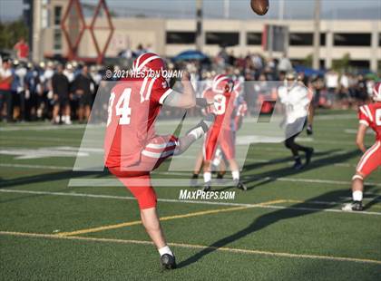 Thumbnail 2 in JV: St. John Bosco @ Mater Dei photogallery.