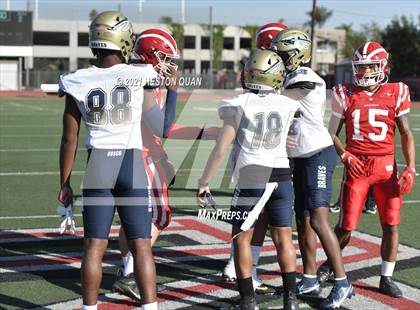 Thumbnail 1 in JV: St. John Bosco @ Mater Dei photogallery.