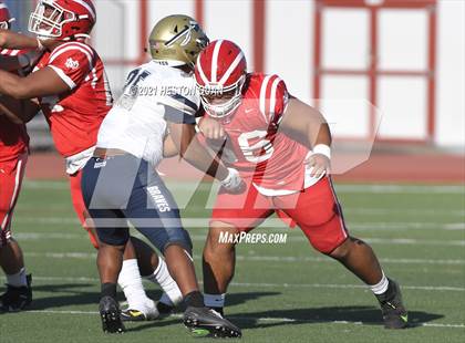 Thumbnail 3 in JV: St. John Bosco @ Mater Dei photogallery.