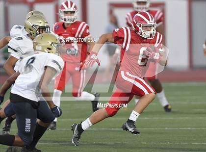 Thumbnail 1 in JV: St. John Bosco @ Mater Dei photogallery.