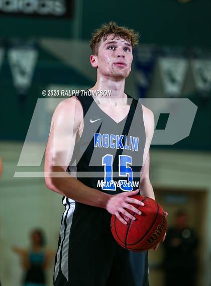 Thumbnail 3 in Rocklin vs. Sheldon (CIF SJS D-1 Semifinal) photogallery.
