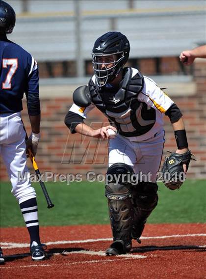 Thumbnail 3 in Sachse vs. Klein Oak (Scotland Yard Classic) photogallery.