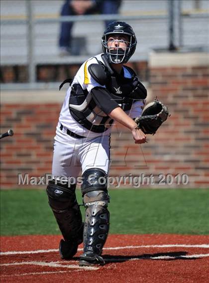 Thumbnail 2 in Sachse vs. Klein Oak (Scotland Yard Classic) photogallery.