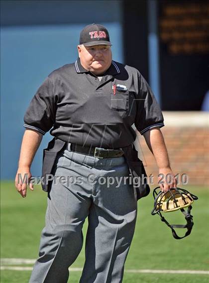 Thumbnail 3 in Sachse vs. Klein Oak (Scotland Yard Classic) photogallery.