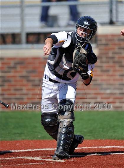 Thumbnail 1 in Sachse vs. Klein Oak (Scotland Yard Classic) photogallery.