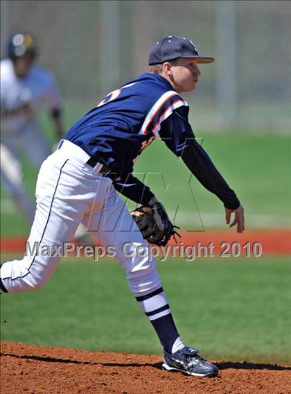 Thumbnail 3 in Sachse vs. Klein Oak (Scotland Yard Classic) photogallery.