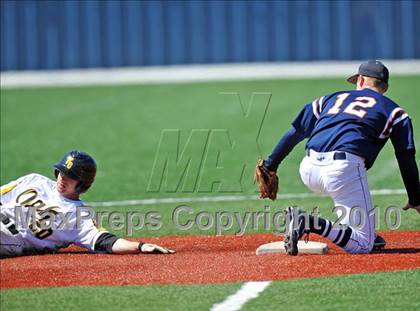 Thumbnail 2 in Sachse vs. Klein Oak (Scotland Yard Classic) photogallery.