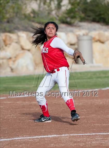 Thumbnail 3 in Bishop Diego @ Cate photogallery.