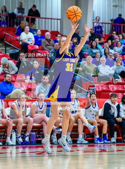 Thumbnail 3 in Mountain Home vs Fountain Lake (Billy Ply Classic) photogallery.