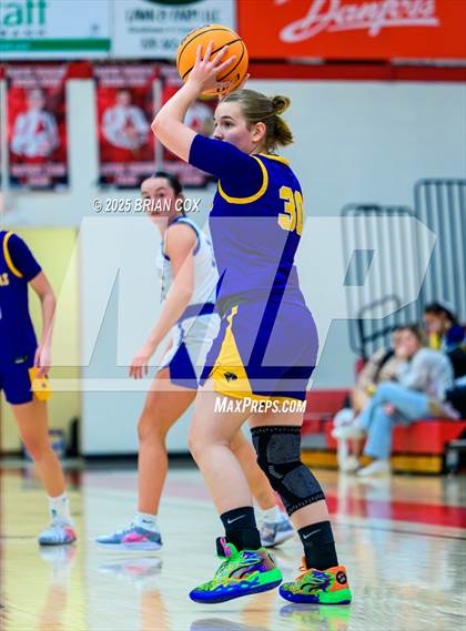 Thumbnail 1 in Mountain Home vs Fountain Lake (Billy Ply Classic) photogallery.