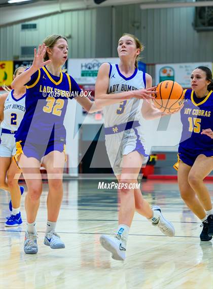 Thumbnail 3 in Mountain Home vs Fountain Lake (Billy Ply Classic) photogallery.