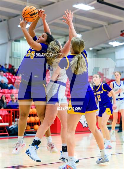 Thumbnail 3 in Mountain Home vs Fountain Lake (Billy Ply Classic) photogallery.