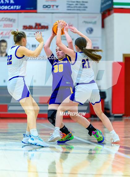 Thumbnail 2 in Mountain Home vs Fountain Lake (Billy Ply Classic) photogallery.