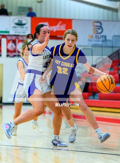 Thumbnail 3 in Mountain Home vs Fountain Lake (Billy Ply Classic) photogallery.