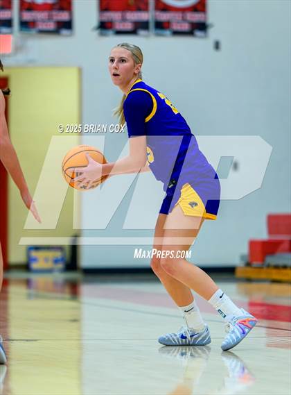 Thumbnail 2 in Mountain Home vs Fountain Lake (Billy Ply Classic) photogallery.